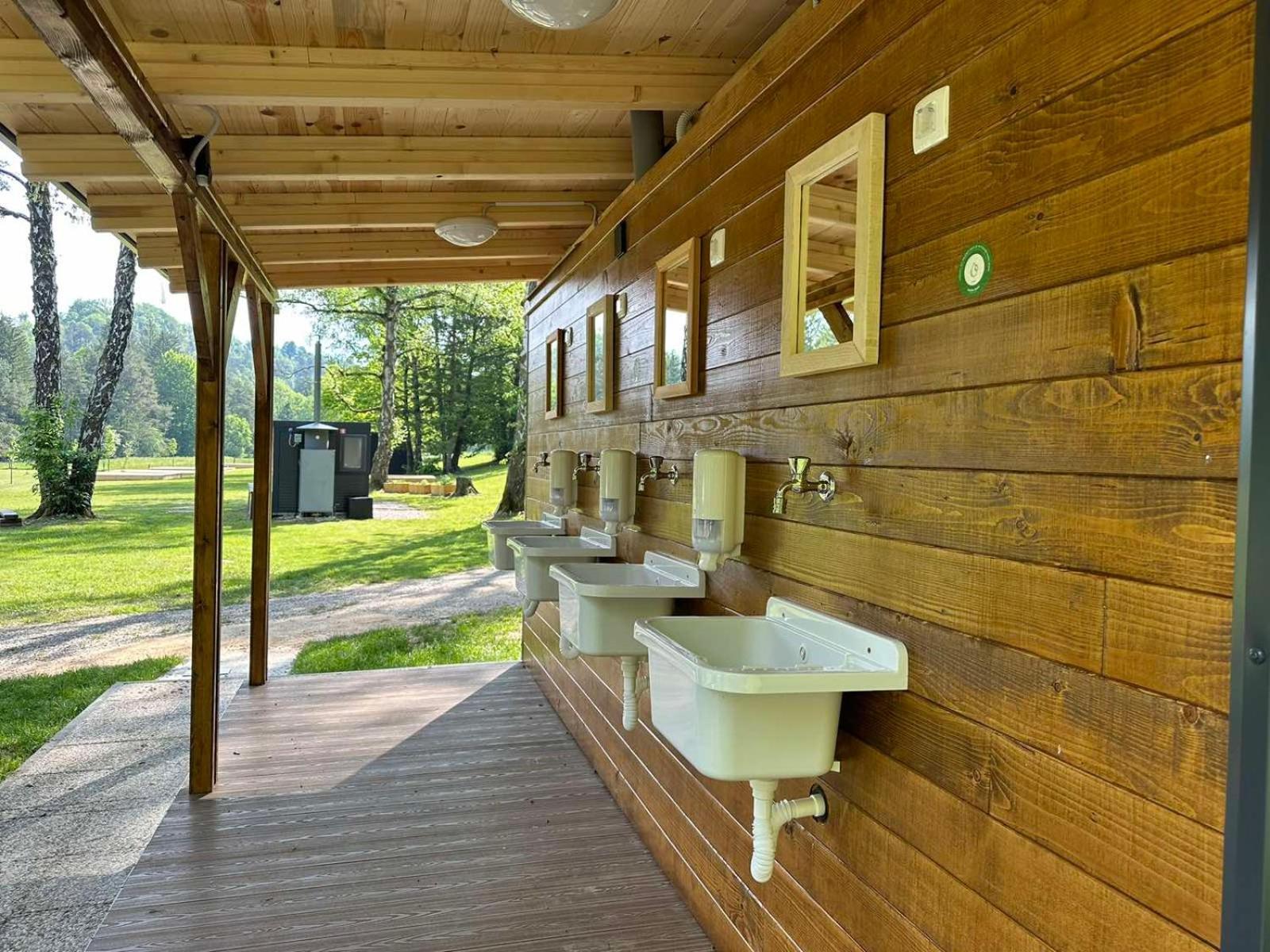 Eco River Camp - Pitches Radovljica Eksteriør billede